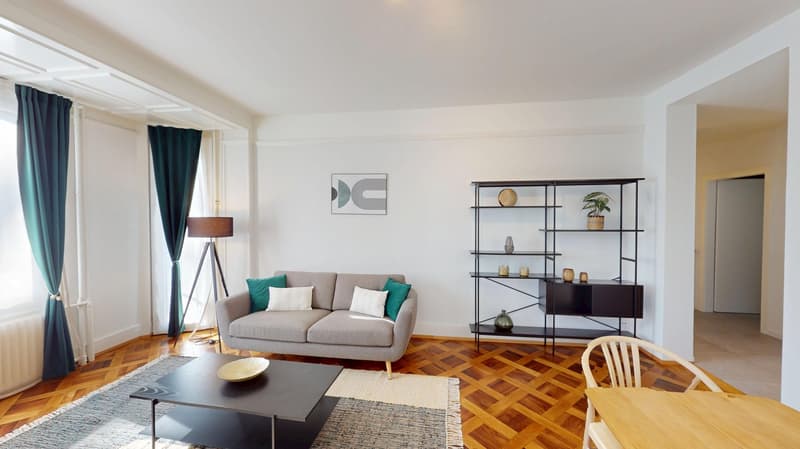 Spacious & Modern 1-Bed Apartment, 2 Bathrooms & Parking (6)