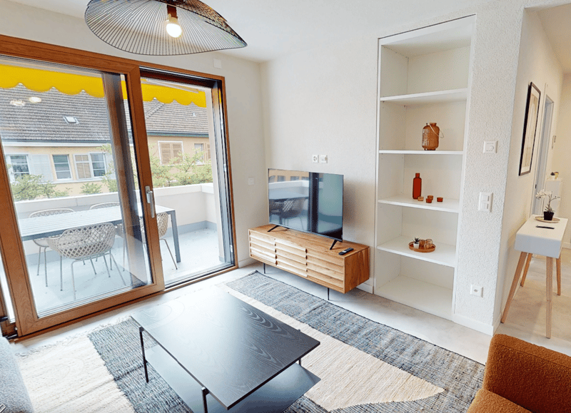 Affascinante appartamento di 2.5 locali a Oerlikon con balcone (2)