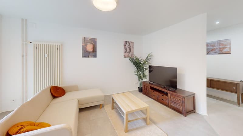 Affascinante appartamento di 3.5 locali con balcone a Zürich 8006 (3)