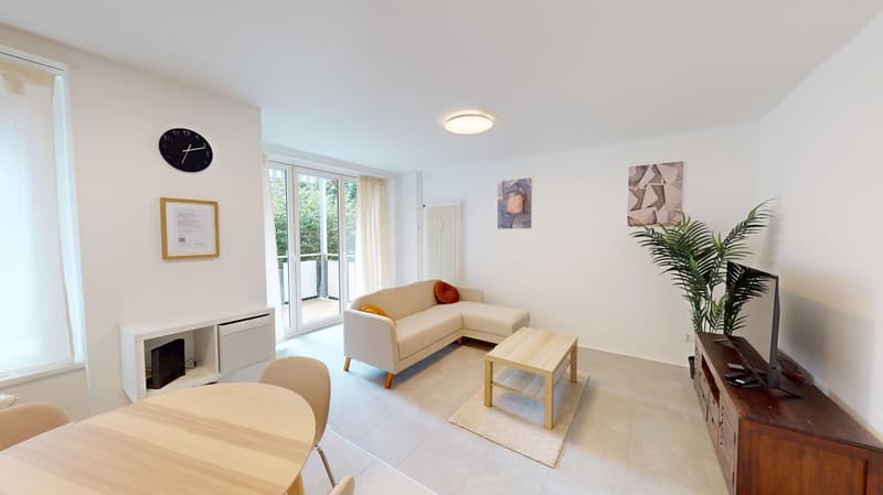 Affascinante appartamento di 3.5 locali con balcone a Zürich 8006 (2)