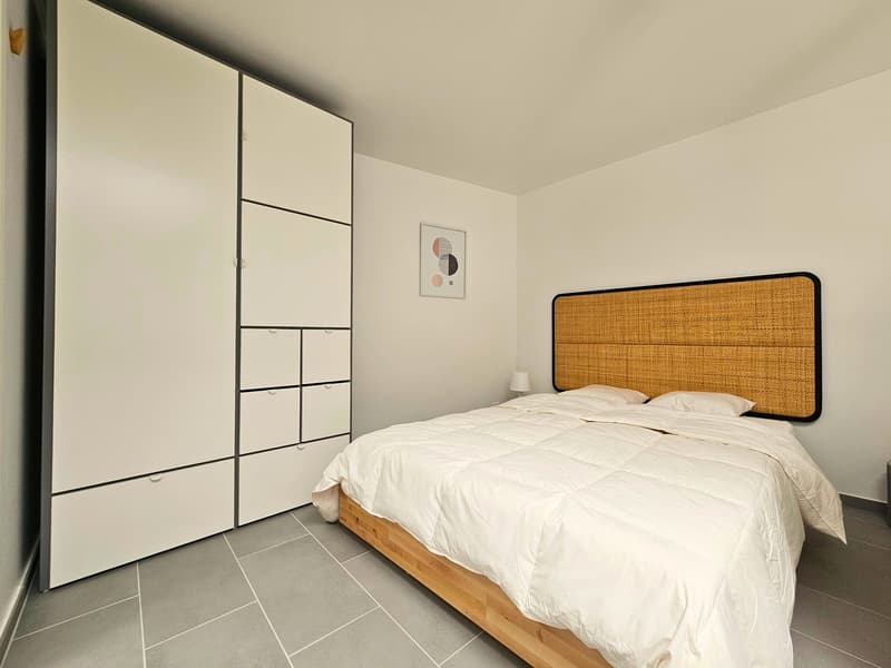 Modern Top-Floor Studio Near Metro - 15 Min to City Centre (6)