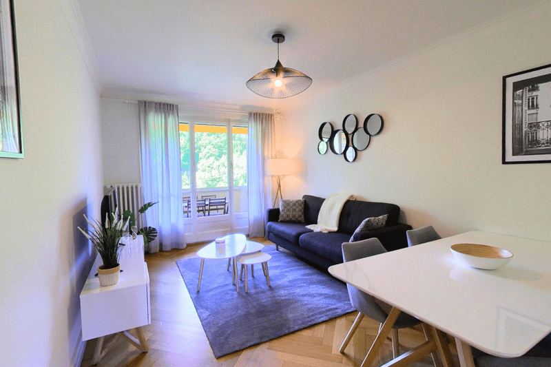 1-Bedroom Furnished Spacious Apartment with Balcony in Geneva! (1)