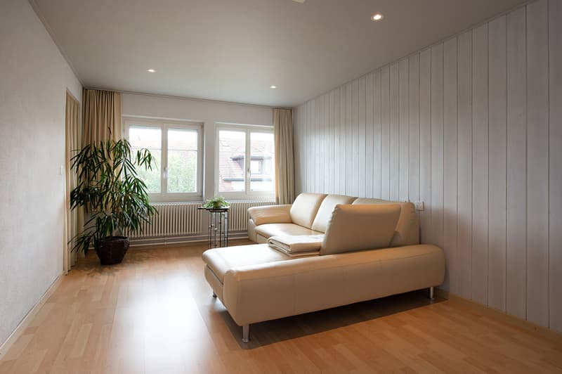 19. Zimmer 7 - Einfamilienhaus, Bauernhaus, 8 Zimmer, freistehend, restauriert, familienfreundlich, Parkett, Stellplätze, Estrich, Scheune, Ausbaupotenzial, kaufen, verkaufen, Immobilienmakler, FEHR Immopartner AG, Homburg, Frauenfeld, Thurgau