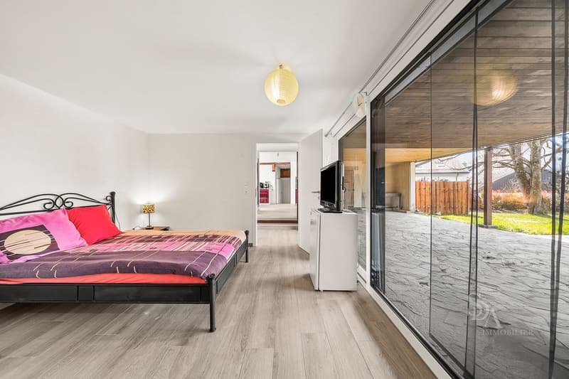 Appartemement spacieux avec grande terrasses (13)