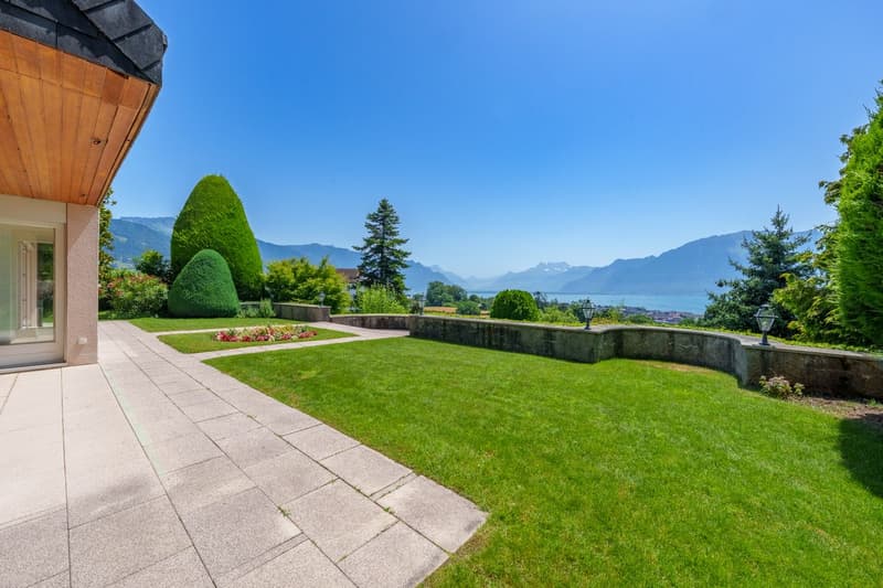 Exceptional villa, breathtaking view of the lake and the Alps, ideal location! (2)