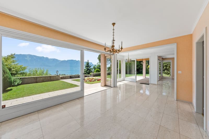 Exceptional villa, breathtaking view of the lake and the Alps, ideal location! (3)
