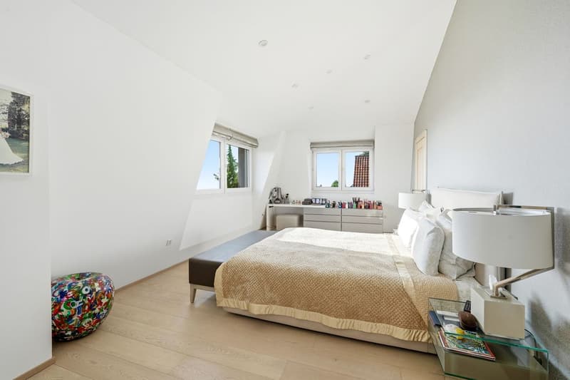 Charming 6.5-room family villa in Pully (10)