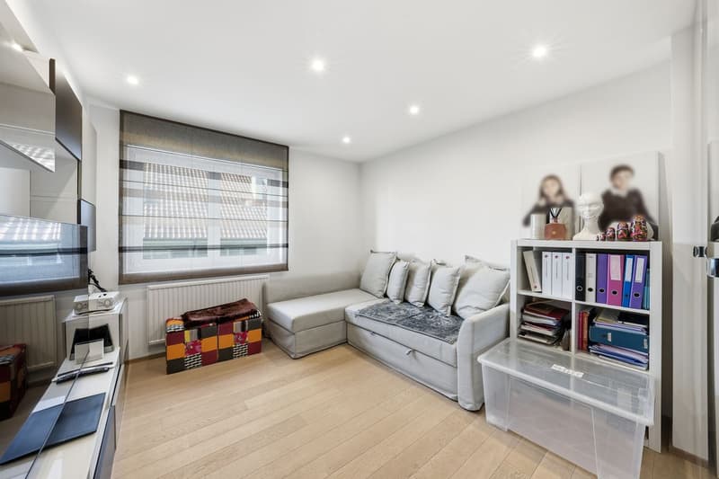 Charming 6.5-room family villa in Pully (13)