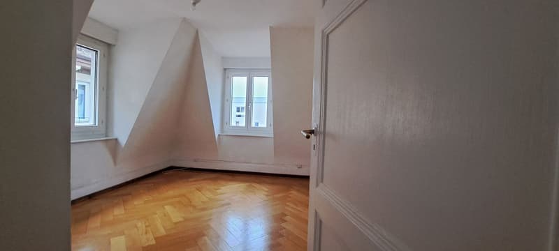 Rental Income Building in Lausanne - 8 Rented Apartments + Potential for Upward Expansion (9)