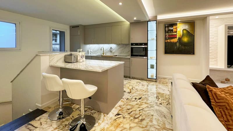 Zweifamilienhaus mit 6,5 Zimmern (6)