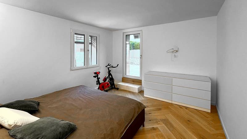 Zweifamilienhaus mit 6,5 Zimmern (12)