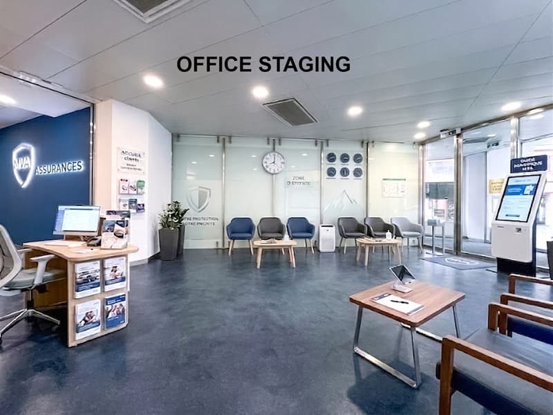 Ufficio in un edificio commerciale situato in posizione ideale nel centro della città di Monthey (1)