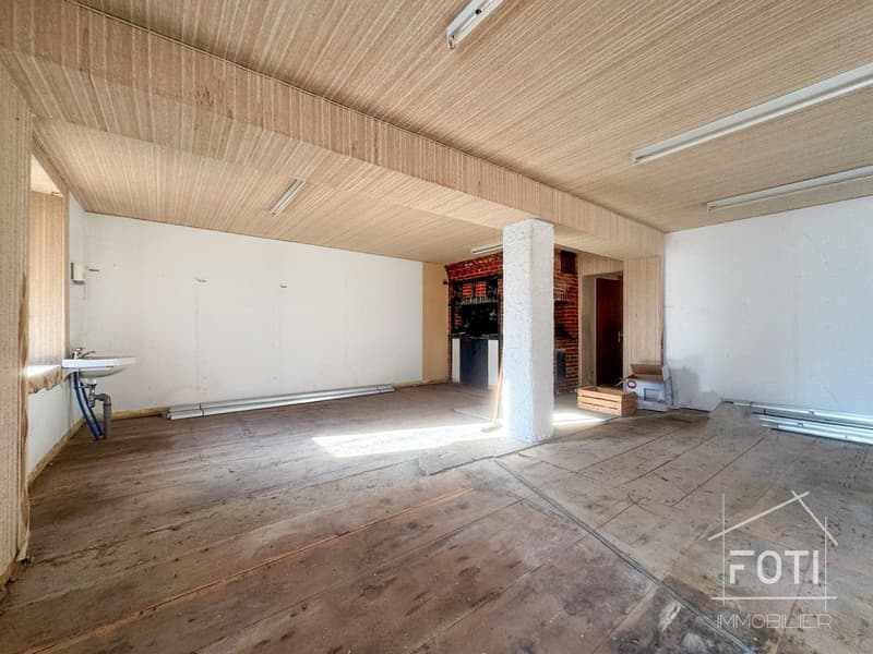 Edificio da ristrutturare secondo i vostri gusti e necessità. (4)