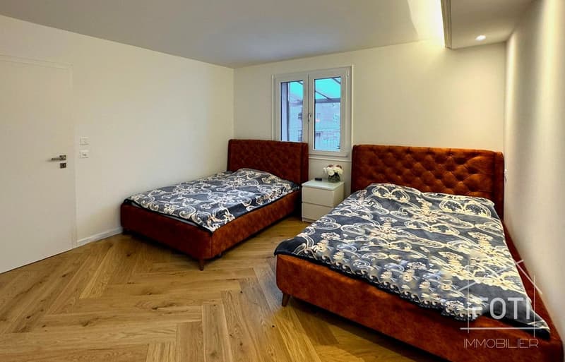 Zweifamilienhaus mit 6,5 Zimmern (12)