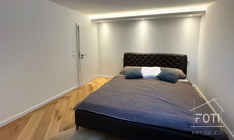Zweifamilienhaus mit 6,5 Zimmern (10)