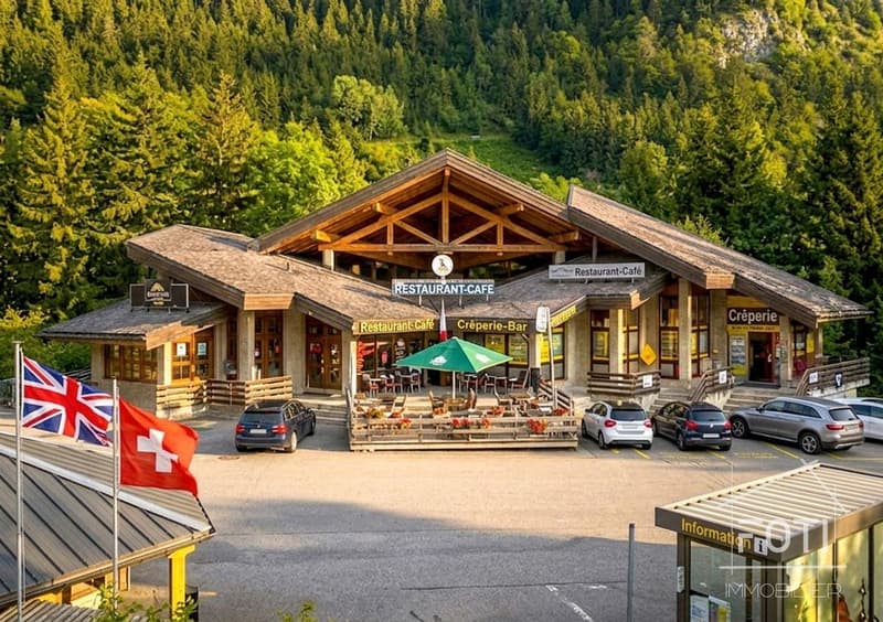 Lokal gewerblich bereits vermietet - Ideal für Investoren (1)
