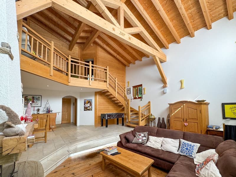 Magnifique chalet dans un écrin de verdure ! (3)