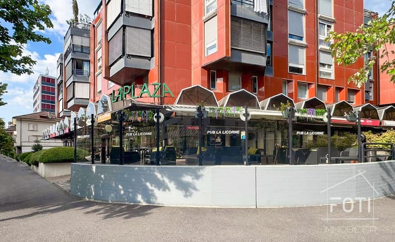 Local commercial avec terrasse. (1)