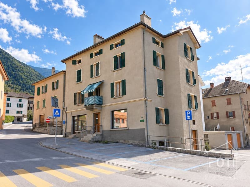 Façade