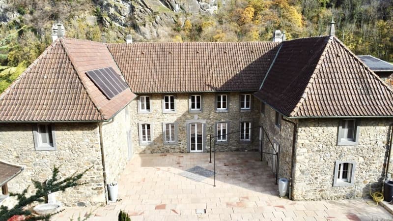 Casa di 405 m2 con terreno di 4'413 m2 a Bex (3)