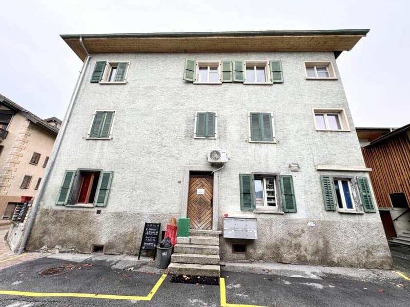 Mixed-use building in Bramois (5)