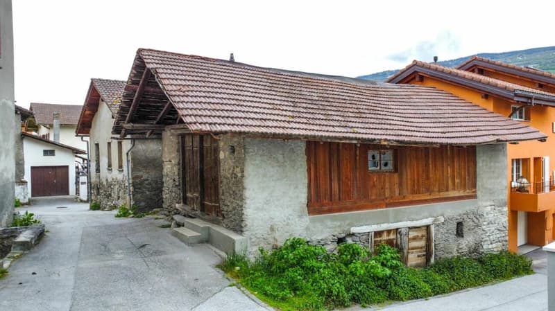 Scheune 4.5 Zimmer in Chalais (2)