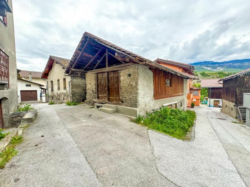 Scheune 4.5 Zimmer in Chalais (1)