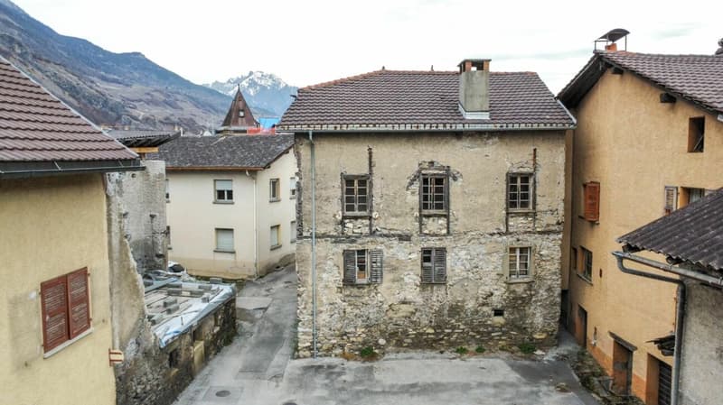 Casa multi-appartamenti 10 locali ad Ardon (6)