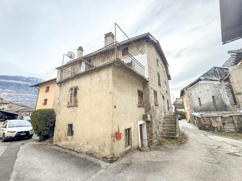 Casa multi-appartamenti 10 locali ad Ardon (2)
