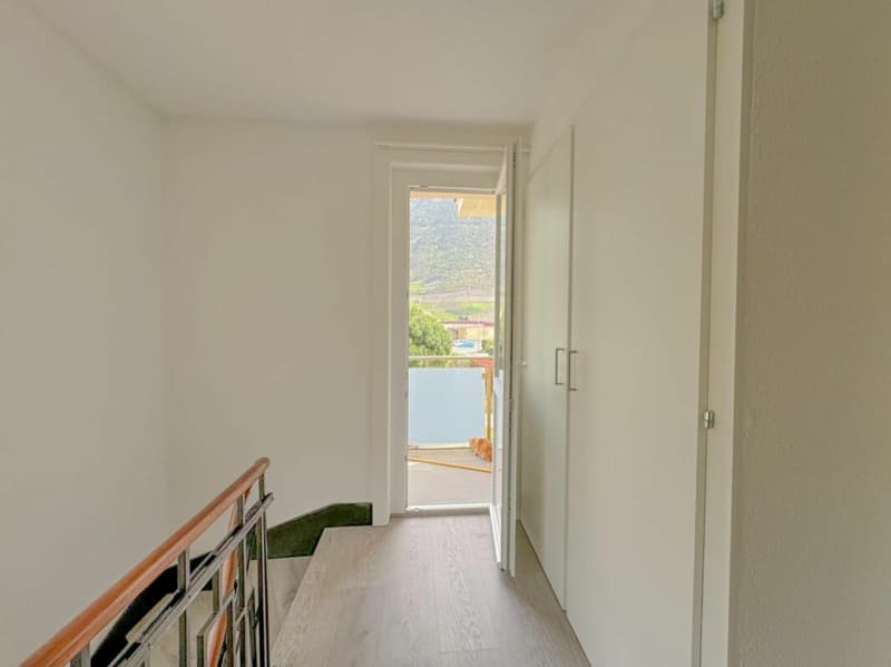 Individual villa with 4.5 rooms in Charrat (17)