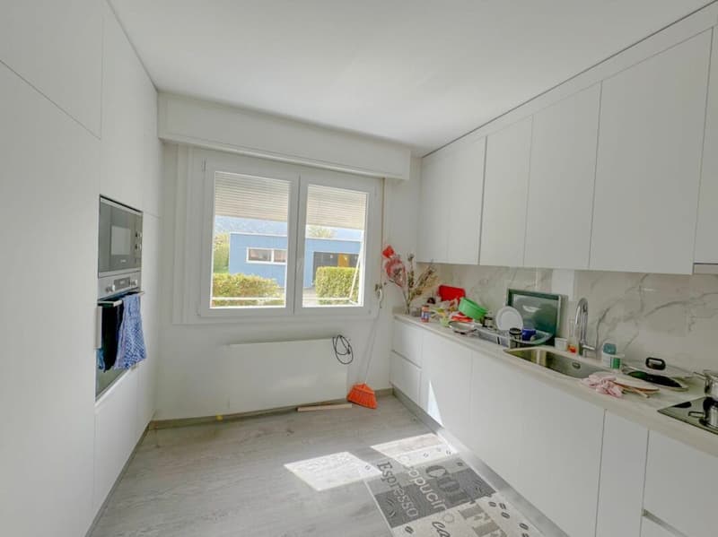 Individual villa with 4.5 rooms in Charrat (8)