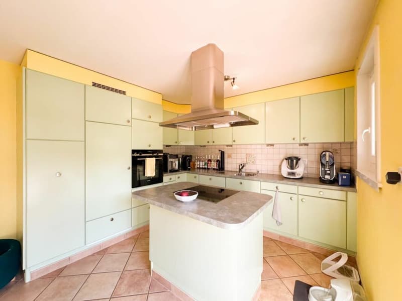 Villa indipendente di 7 locali ad Ardon (11)