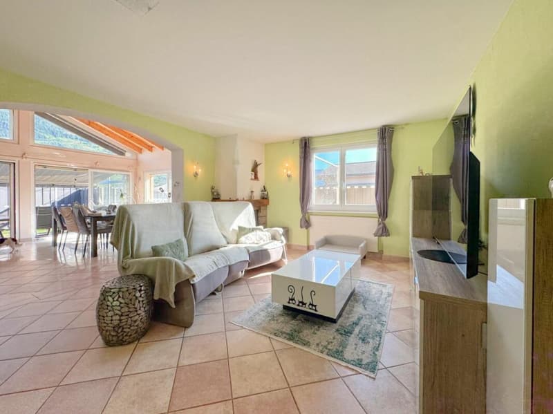 Villa indipendente di 7 locali ad Ardon (7)