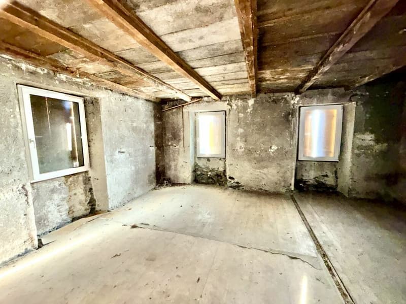 Casa da ristrutturare nel centro di Chamoson, venduta con autorizzazione di costruzione (6)
