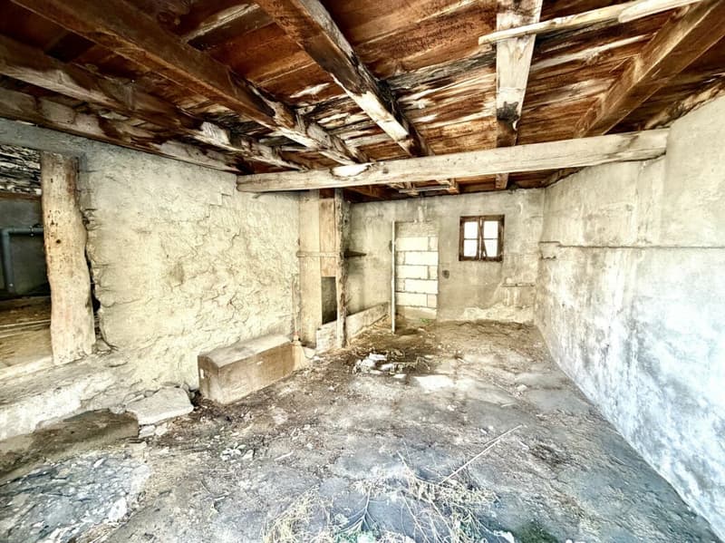Casa da ristrutturare nel centro di Chamoson, venduta con autorizzazione di costruzione (14)