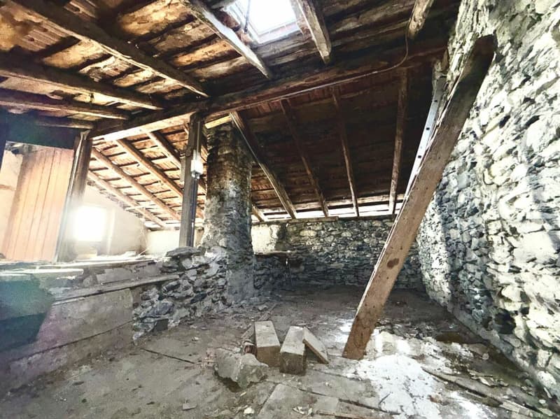 Casa da ristrutturare nel centro di Chamoson, venduta con autorizzazione di costruzione (19)
