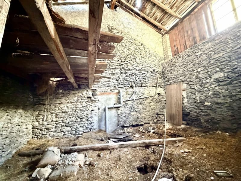 Casa da ristrutturare nel centro di Chamoson, venduta con autorizzazione di costruzione (15)
