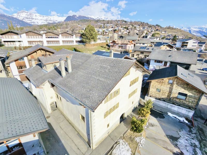 4.5-room apartment in the center of Lens (2)