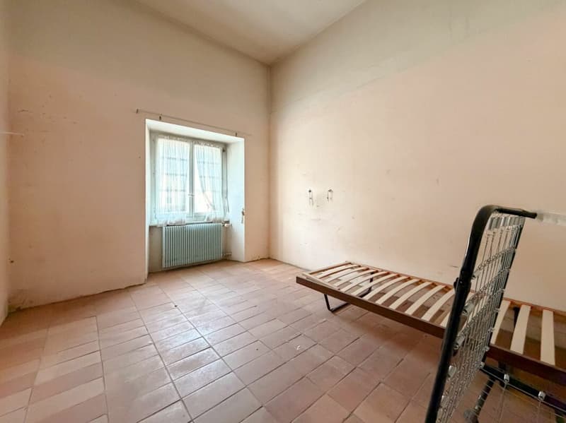 Casa con possibilità di trasformazione in appartamenti multipli a Charrat (12)