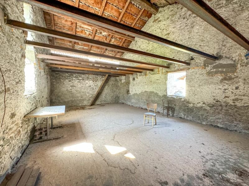 Village house 18 rooms in Agarn (16)