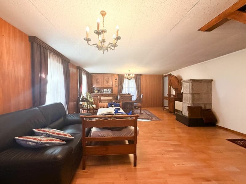 Village house with multiple apartments in the center of Chippis (8)