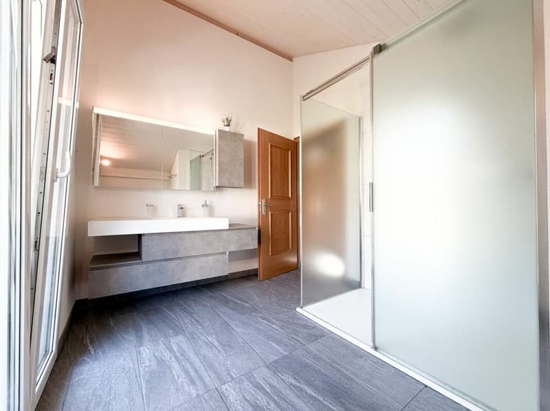 Charmantes Einfamilienhaus in Raron / Charmante maison individuelle à Rarogne (18)