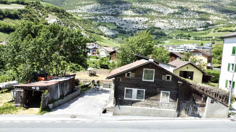 Maison à rénover avec cave aménageable selon désire (3)