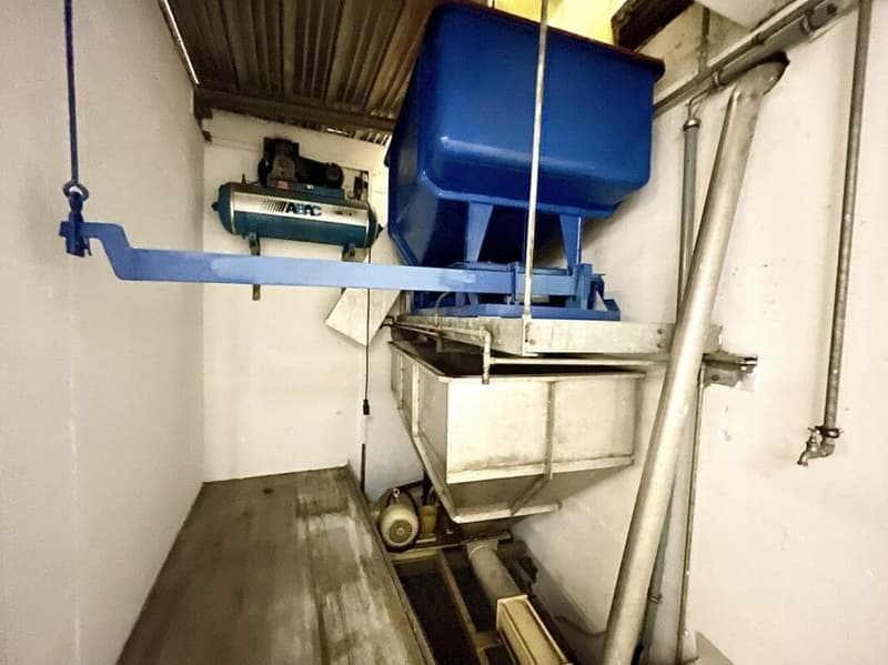 Maison à rénover avec cave aménageable selon désire (19)