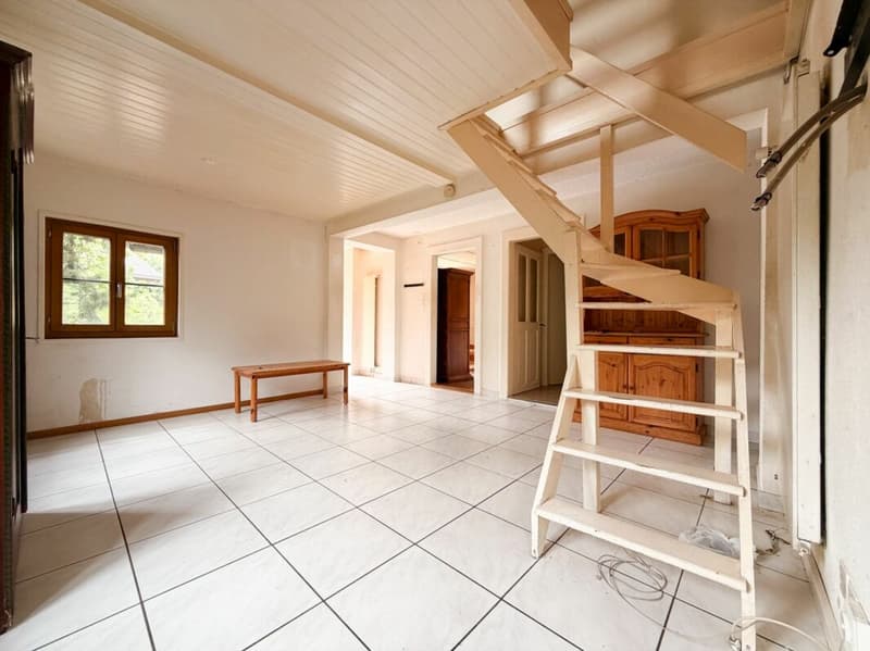 House to renovate in Veyras (18)
