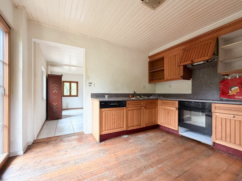 House to renovate in Veyras (11)