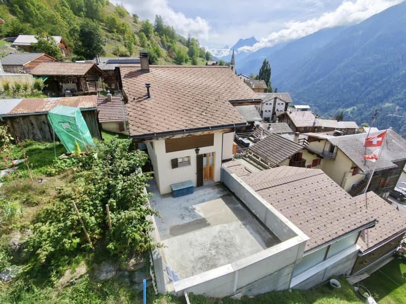 Maison 5.5 pièces sur 3 niveaux avec grande terrasse à St-Martin (7)