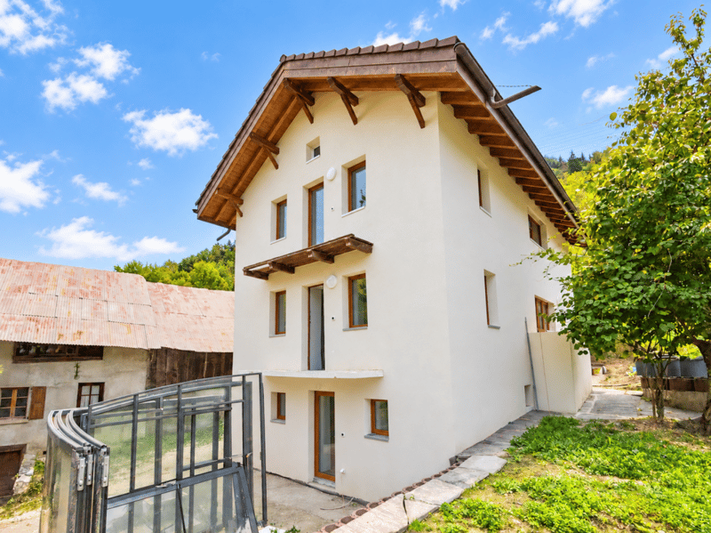 Immeuble de rendement neuf avec rendement de 5,47 % - Sion / Turin-Salins (1)