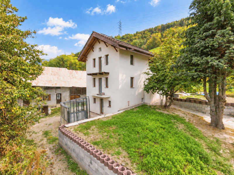 Immeuble de rendement neuf avec rendement de 5,47 % - Sion / Turin-Salins (2)