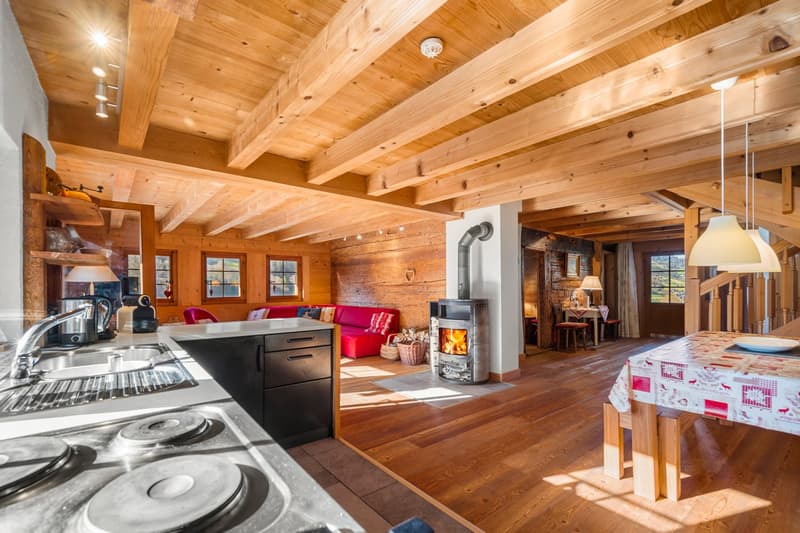 Exclusivity: Magnificent authentic chalet with great potential (4)